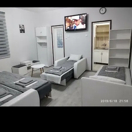 Хостел Pinokio *