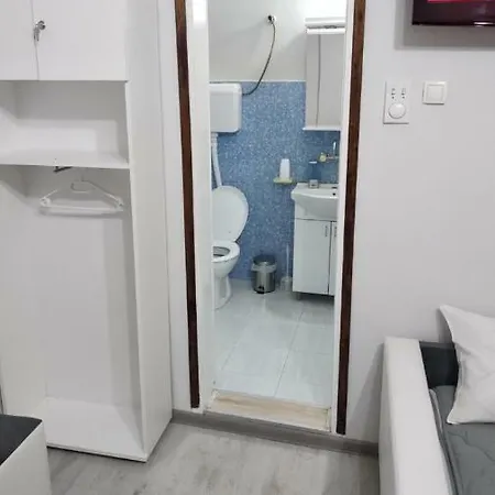 Pinokio Хостел *